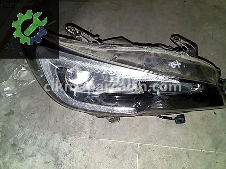 Subaru Impreza Sağ Ön Far çıkma parça