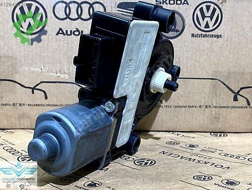 Skoda Superb Cam 5Q0959812A çıkma parça