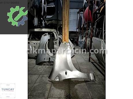 Suzuki Alto Çamurluk (Ön) çıkma parça