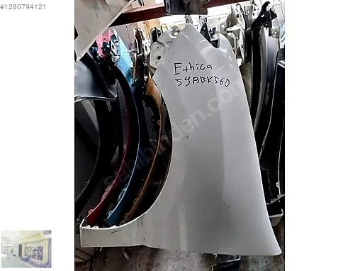 Renault Symbol Çamurluk çıkma parça