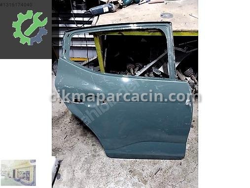 Dacia Sandero Sağ Arka Kapı 821002247R çıkma parça