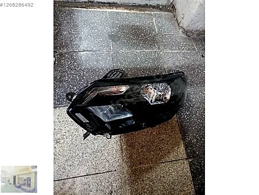 Dacia Sandero Sol Ön Far çıkma parça