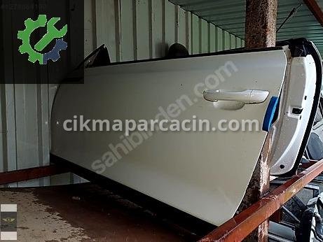 Volkswagen Scirocco Sağ Kapı çıkma parça