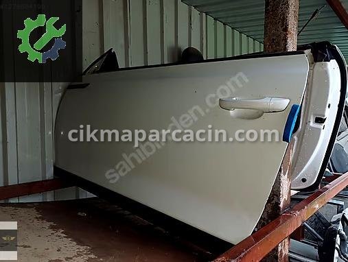Volkswagen Scirocco Sağ Kapı çıkma parça