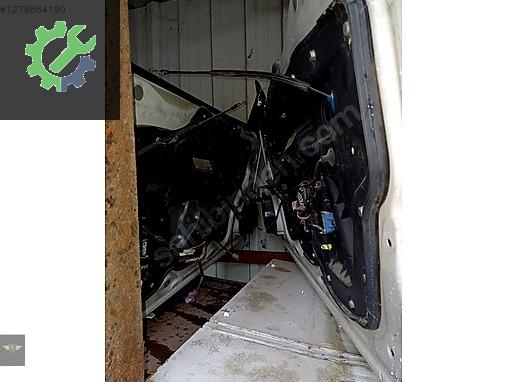 Scirocco Beyaz renk kapı