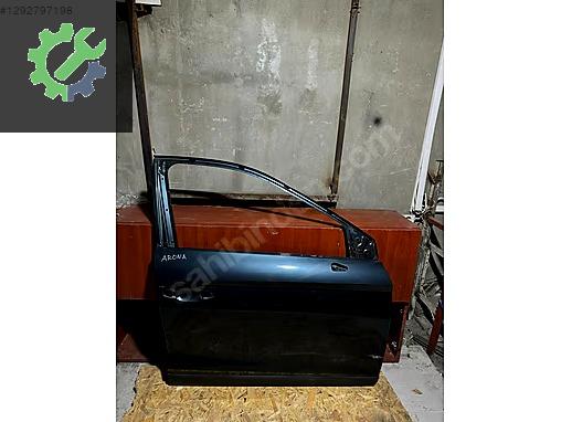 Seat Arona sağ ön kapı