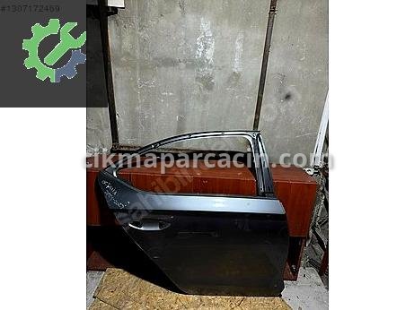 Skoda Octavia Sağ Arka Kapı çıkma parça