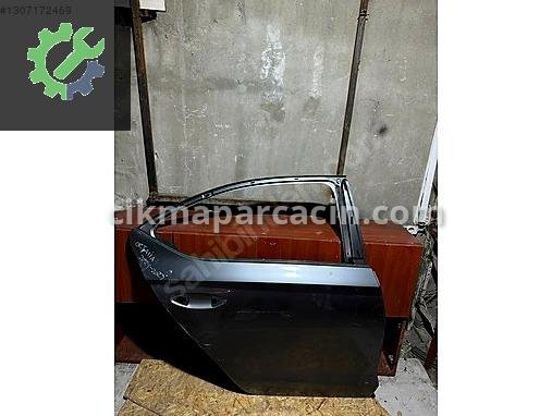 Skoda Octavia Sağ Arka Kapı çıkma parça