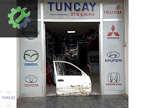 Toyota Corolla Çamurluk (Ön) çıkma parça