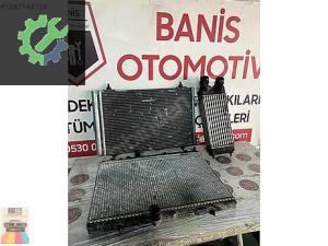 Su Radyatörü Peugeot Partner Tepee 307 407 Citroen Berlıngo