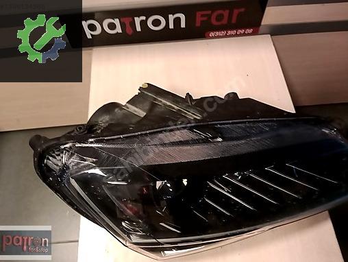 Skoda Superb Sağ Ön Far çıkma parça