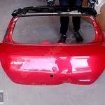 Suzuki Swift 2025 2026 Bagaj kapağı Orjinal çıkma