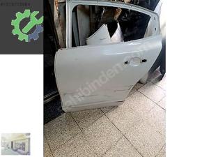 TAİLANT SOL ARKA KAPI ORJİNAL ÇIKMA