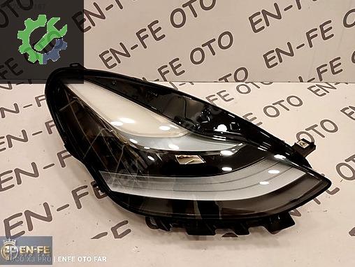Tesla Model 3 Sağ Ön Far çıkma parça