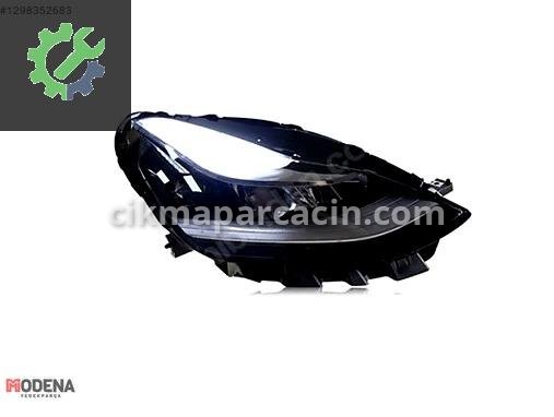 Tesla Model Y Sağ Ön Far 1077376-00-C çıkma parça