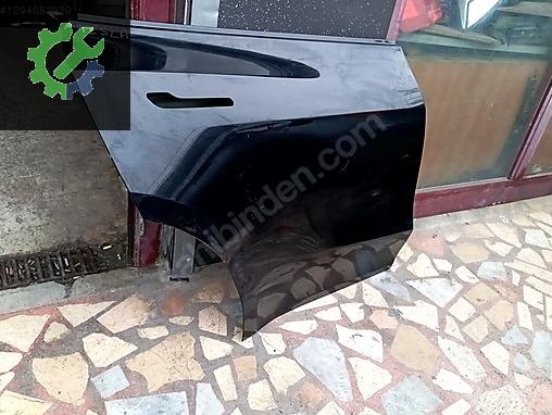 Tesla Model Y Sağ Arka Kapı çıkma parça - ÖZGÜR OTO İSTANBUL