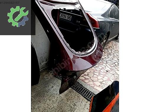Tesla Model Y Bagaj Kapağı çıkma parça - ÖZGÜR OTO İSTANBUL