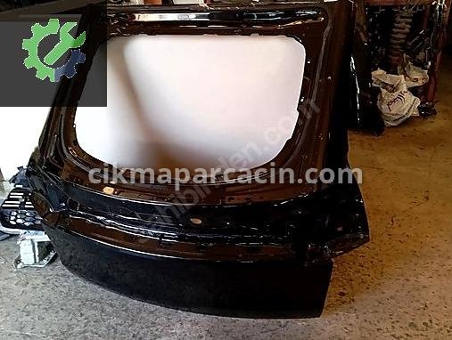 Tesla Model Y Bagaj Kapağı çıkma parça