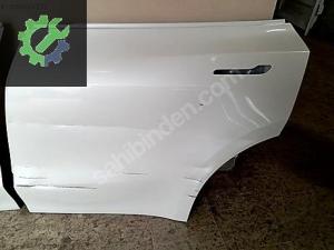 TESLA Y SOL ARKA KAPİ