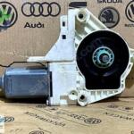 Volkswagen Touareg 2011-2018 Çıkma Cam 8K0959801B