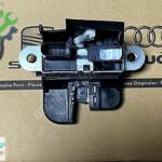 Volkswagen Touran 2007-2010 Sıfır Bagaj 5K0827505A