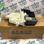 Volkswagen Touran Sıfır Cam Motoru 5K0959795
