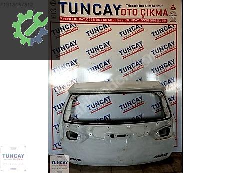 Toyota Auris Bagaj çıkma parça