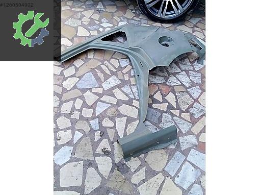 TOYOTA AURİS SOL ARKA CAMURLUK ORJİNAL