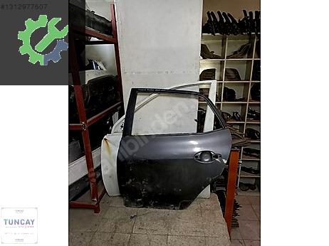Toyota Auris Kapı (Arka Sol) çıkma parça