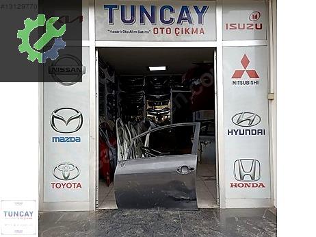 Toyota Auris Kapı (Ön Sol) çıkma parça