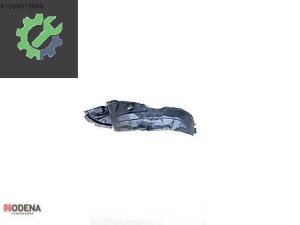 TOYOTA AVENSİS 2003- ÖN ÇAMURLUK DAVLUMBAZI SAĞ SIFIR