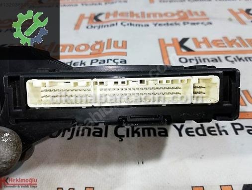 Toyota Avensis Beyin 88650-05242 çıkma parça