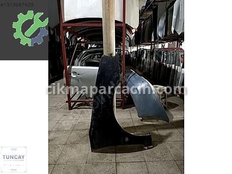 Toyota Avensis Çamurluk (Ön) çıkma parça