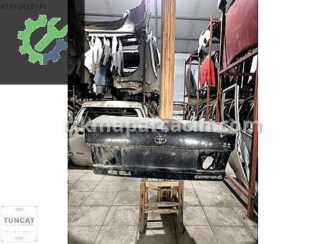 Toyota Carina Bagaj çıkma parça