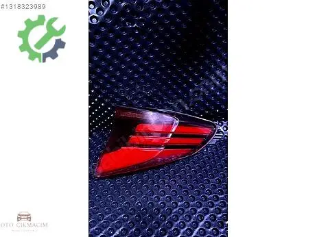 Toyota C-HR Sağ Arka Stop çıkma parça