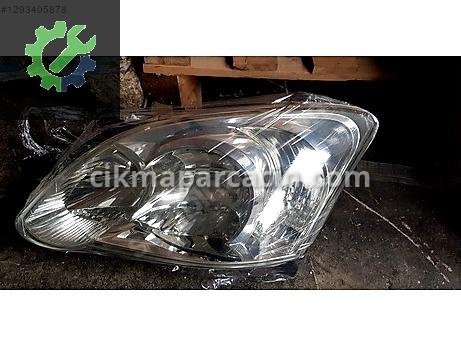 Toyota Corolla Sol Ön Far çıkma parça