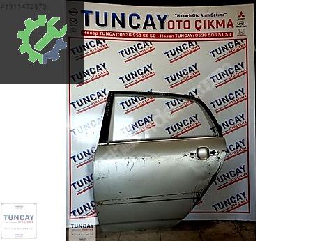 Toyota Corolla Kapı (Arka Sol) çıkma parça