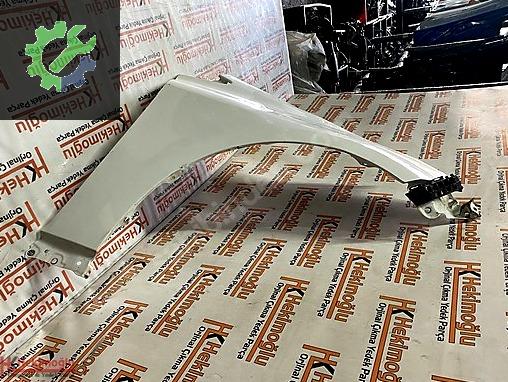 Toyota Corolla Çamurluk (Ön) çıkma parça