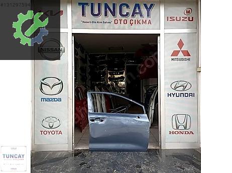 Toyota Corolla Kapı (Ön Sağ) çıkma parça