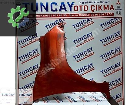 Toyota Hilux Çamurluk (Ön) çıkma parça