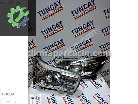 Toyota Hilux Sol Ön Far çıkma parça