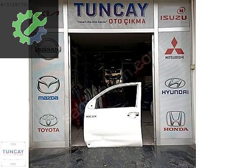 Toyota Hilux Kapı (Ön Sol) çıkma parça