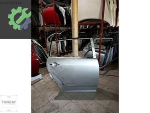 TOYOTA VERSO SAĞ ARKA KAPI 2002-2007 ÇIKMA PARÇA ORİJİNAL