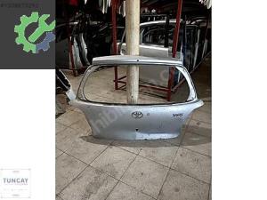 TOYOTA YARİS BAGAJ KAPISI 2000-2005 ÇIKMA ORİJİNAL PARÇA