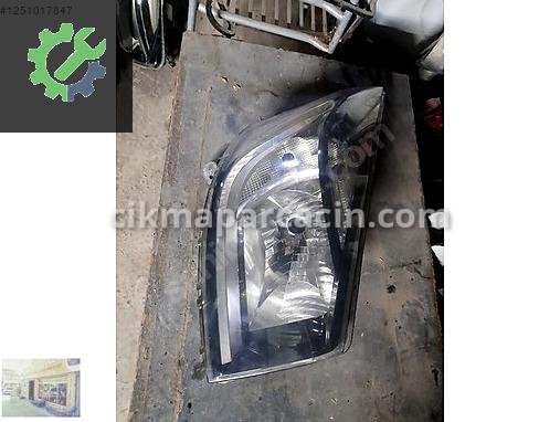 Renault Trafic Sağ Ön Far 260108724R çıkma parça