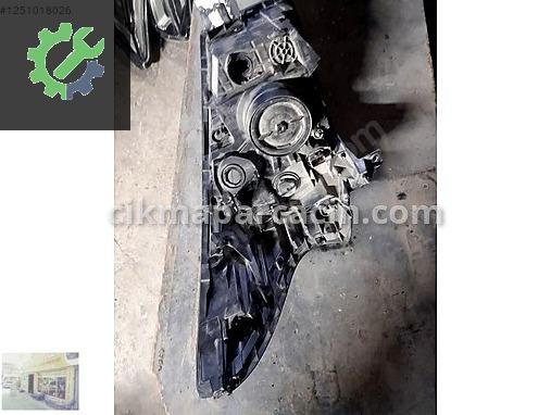 Renault Trafic Sol Ön Far 260601784R çıkma parça