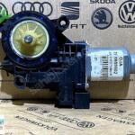 Volkswagen Passat 2010-2014 Çıkma Cam Motoru 7E0959802N