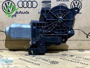 Volkswagen Passat 2015-2018 Çıkma Cam Motoru 7E0959802J