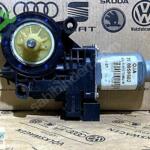 Volkswagen Passat 2015-2018 Çıkma Cam Motoru 7E0959801J