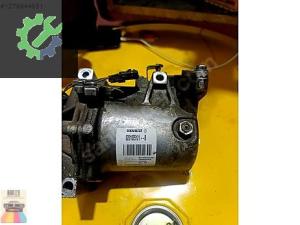 Temiz Uygun Sıfırdan Farksız Fabrikasyon Dacia Otomobil & Arazi Aracı Kulak
